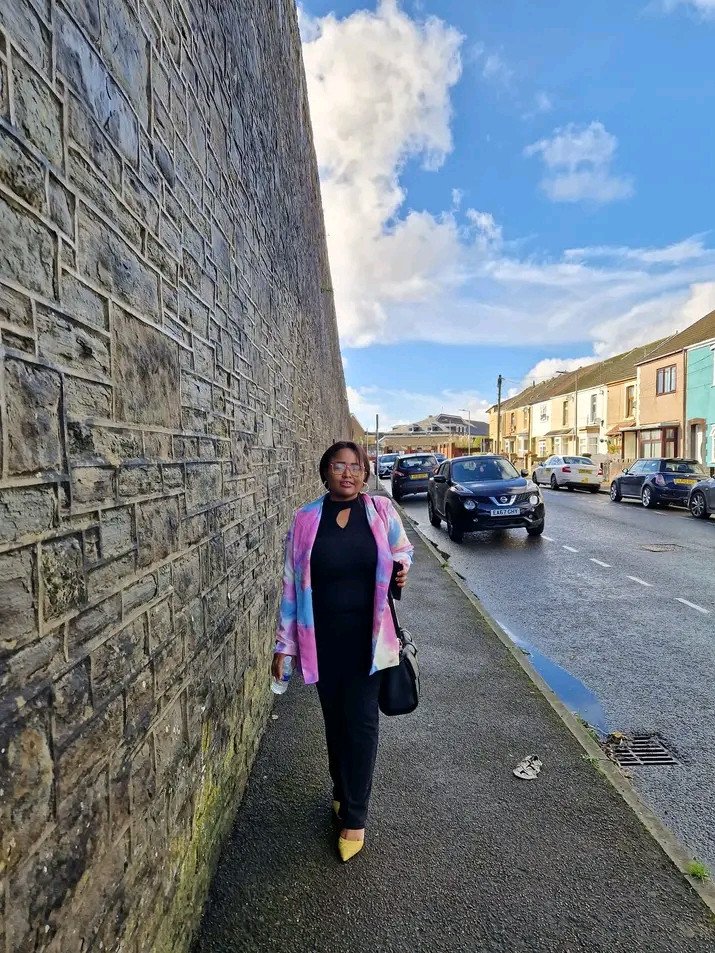 Investor Image Missing